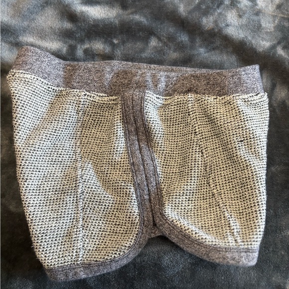 T by Alexander Wang Printed‎ Woven Mini Shorts Size Small - Picture 6 of 8